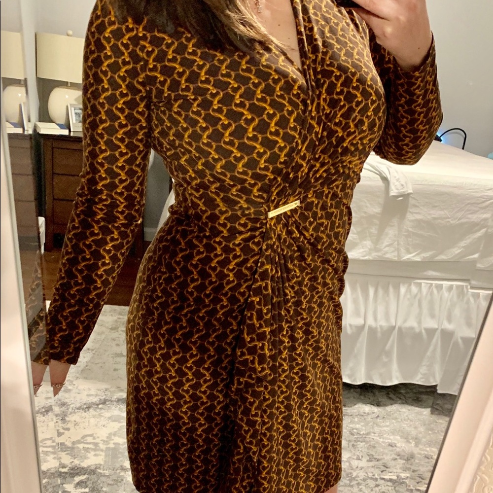 Dress - Picture 3 of 5